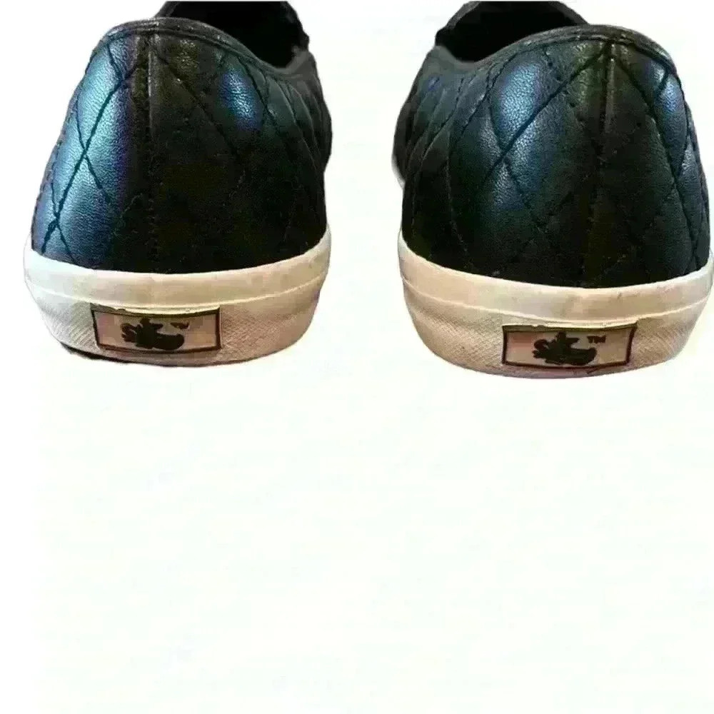 G.H. Bass and Co. black slip on size 7 - Picture 4 of 13